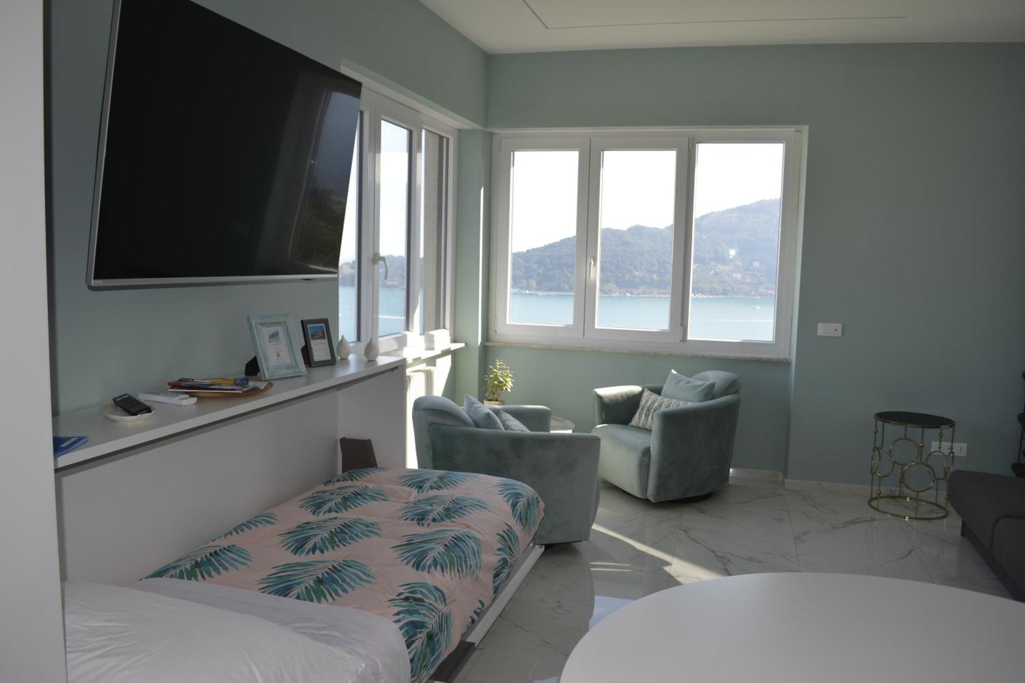 Casemaggi Attico Sul Mare, Penthouse On The Sea Apartment Porto Venere