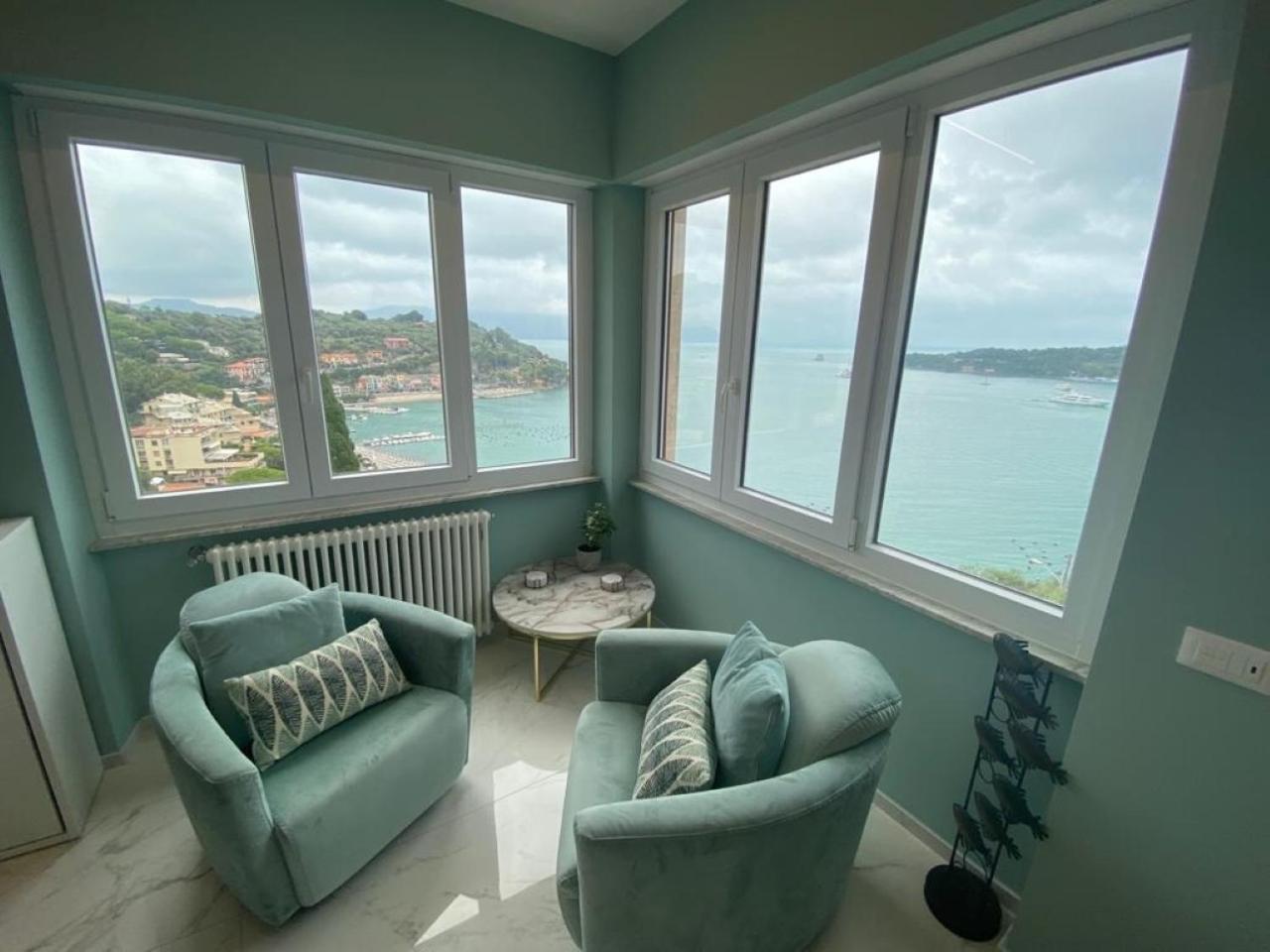 Casemaggi Attico Sul Mare, Penthouse On The Sea * Porto Venere