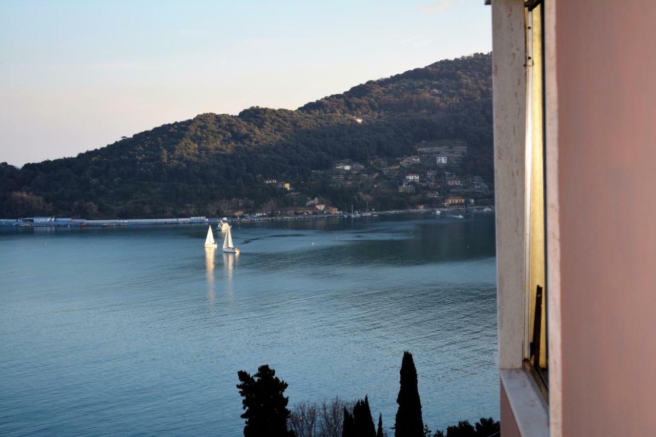Casemaggi Attico Sul Mare, Penthouse On The Sea * Porto Venere